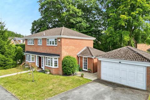 4 bedroom detached house for sale, Cherry Tree Drive, Berkshire RG12