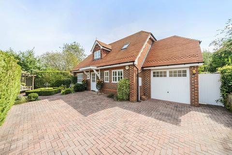 3 bedroom detached house for sale, Kings Road, Cranleigh, GU6