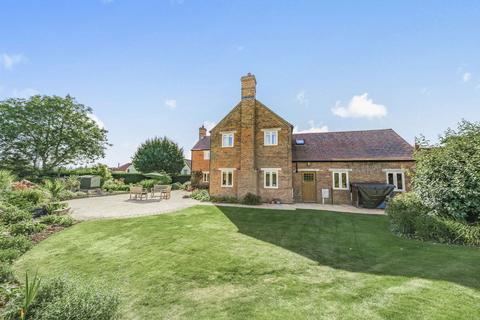 4 bedroom detached house for sale, The Spinney, Cottesmore