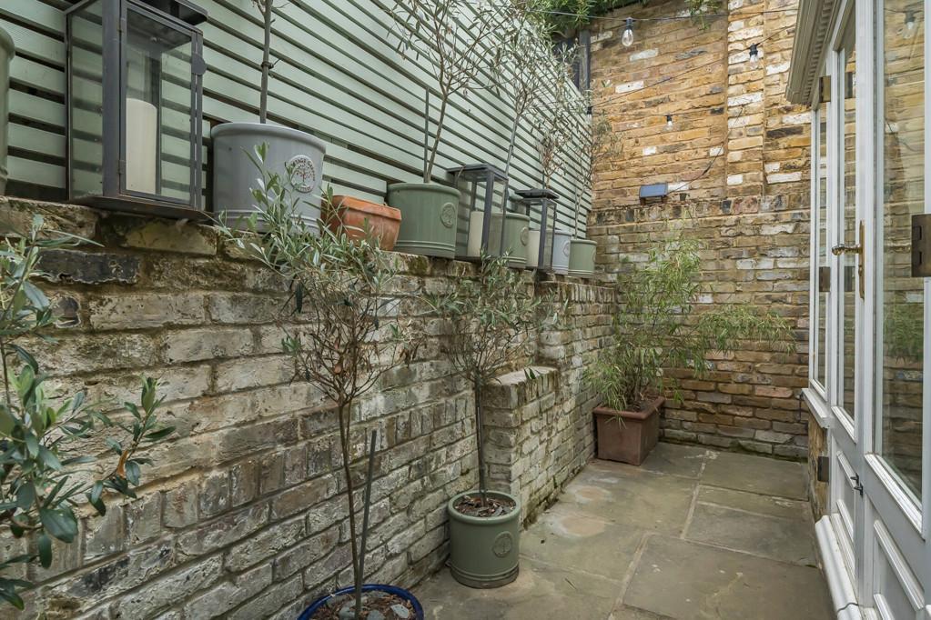 Courtyard Garden