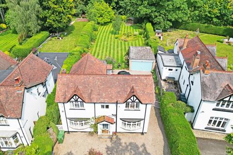 4 bedroom detached house for sale, Chessetts Wood Road, Lapworth, B94