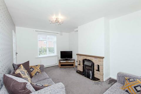 3 bedroom terraced house for sale, East Street, Scarcliffe, S44