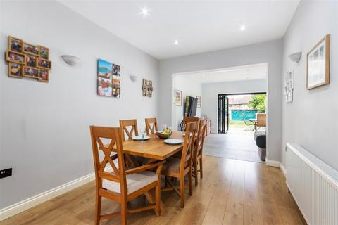 20 Arras Avenue, Morden, SM4 6DF