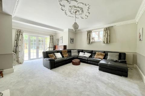 7 Rothesay Road, Bournemouth, BH4 9NH