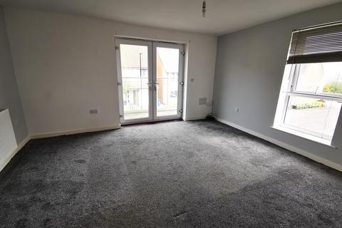 2 bedroom flat to rent, Bellshiel Grove, The Rise, Newcastle upon Tyne, NE15