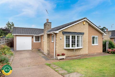 3 bedroom bungalow for sale, Lounde Close, Sprotbrough, Doncaster