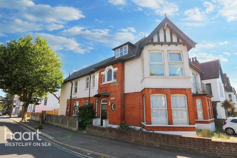 1 bedroom flat for sale, Canewdon Road, WESTCLIFF-ON-SEA