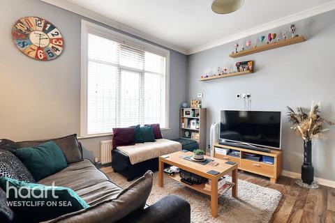 1 bedroom flat for sale, Canewdon Road, WESTCLIFF-ON-SEA