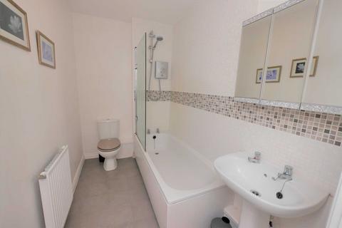 1 bedroom flat for sale, Shearwater House, Harwich