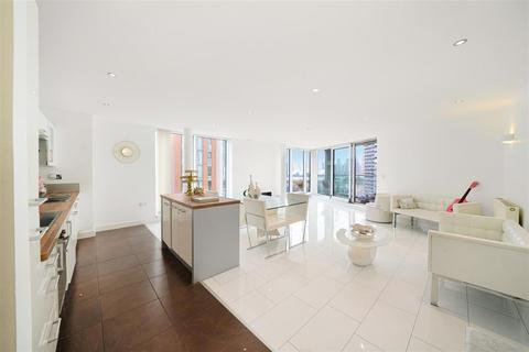 3 bedroom apartment for sale, Ross Apartments, Royal Victoria Dock, E16