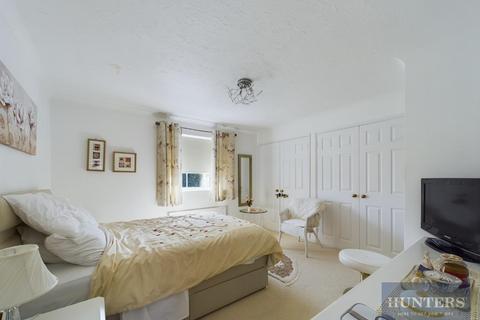 14 Amaranth Way, Up Hatherley, Cheltenham, GL51 3YU