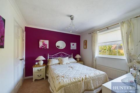 14 Amaranth Way, Up Hatherley, Cheltenham, GL51 3YU
