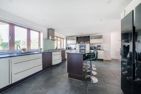 4 bedroom detached house for sale, Graham Road, Purley CR8