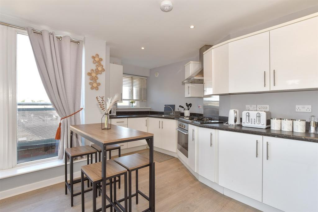 Kitchen/Lounge/ Dining Area