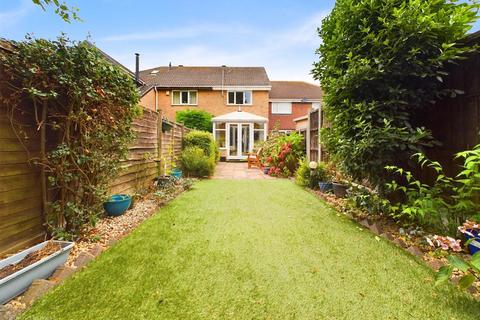 2 bedroom terraced house for sale, Henley Close, Nottingham NG4