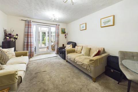 2 bedroom terraced house for sale, Henley Close, Nottingham NG4