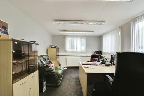 Office to rent, Beaches Road, Wickford, SS11