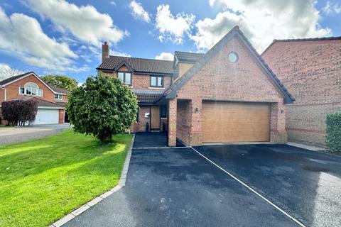 4 bedroom detached house for sale, Townlea Close, Penwortham, Preston, PR1