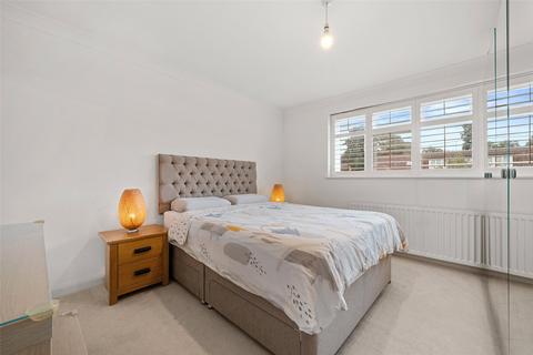 3 bedroom semi-detached house for sale, Belmont Road, Berkshire RG45