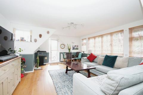 2 bedroom apartment for sale, 62 Surrey Road, Dorset, BOURNEMOUTH, BH4