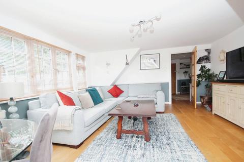 2 bedroom apartment for sale, 62 Surrey Road, Dorset, BOURNEMOUTH, BH4