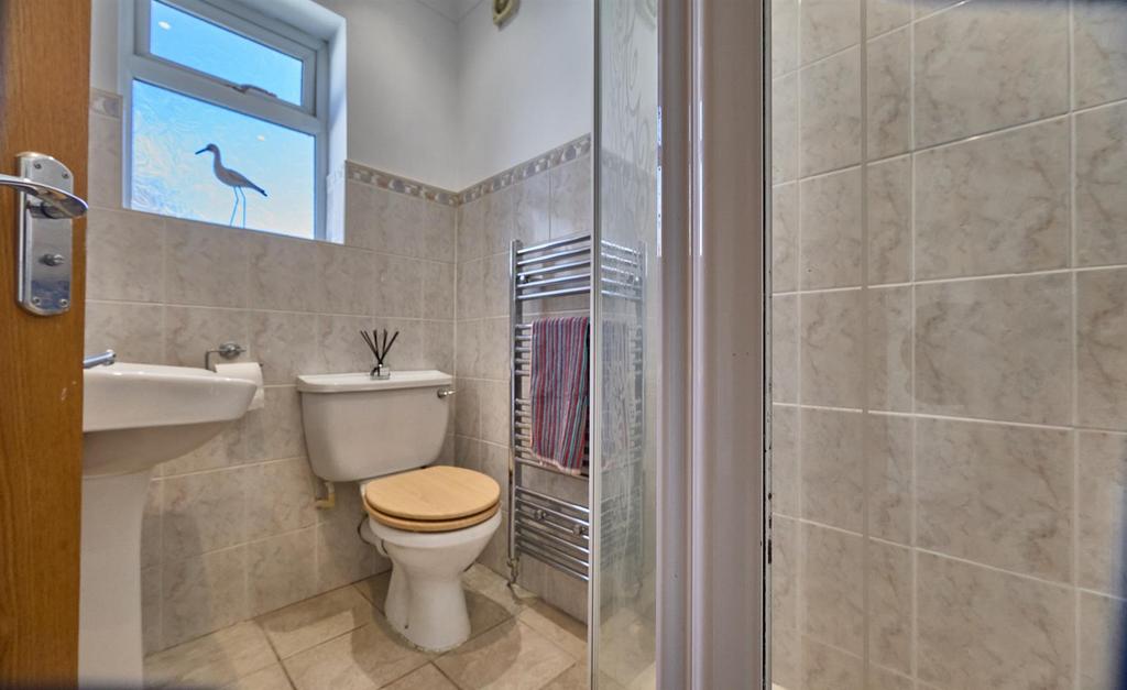 En -Suite Shower Room