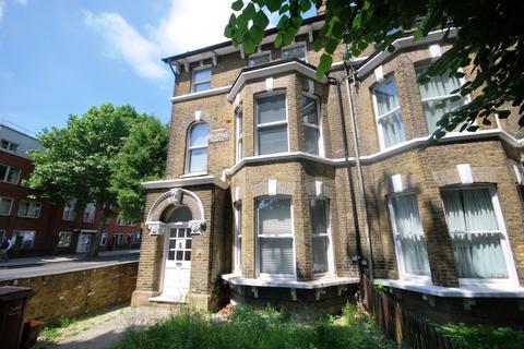 2 bedroom maisonette to rent, East Dulwich Road Dulwich SE22