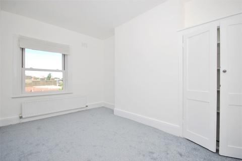 2 bedroom maisonette to rent, East Dulwich Road Dulwich SE22