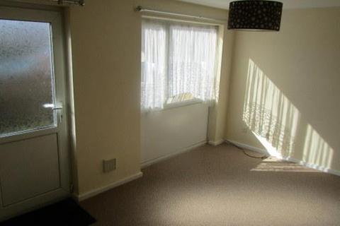 3 bedroom terraced house to rent, Kendal Grove, Leeds