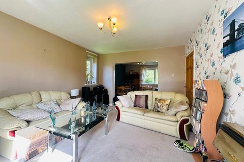 2 bedroom flat for sale, Lethamhill Road, Glasgow