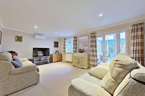 4 bedroom detached house for sale, Bullers Avenue, Herne Bay, CT6 8UH