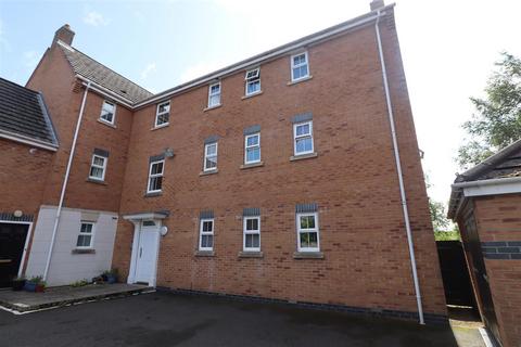 2 bedroom apartment for sale, Lapwing Close, Brownhills