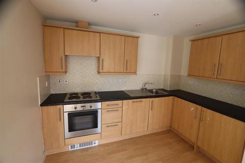 2 bedroom apartment for sale, Lapwing Close, Brownhills