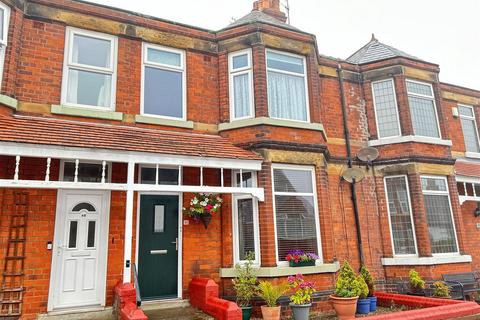 4 bedroom terraced house for sale, Ashville Avenue, Scarborough