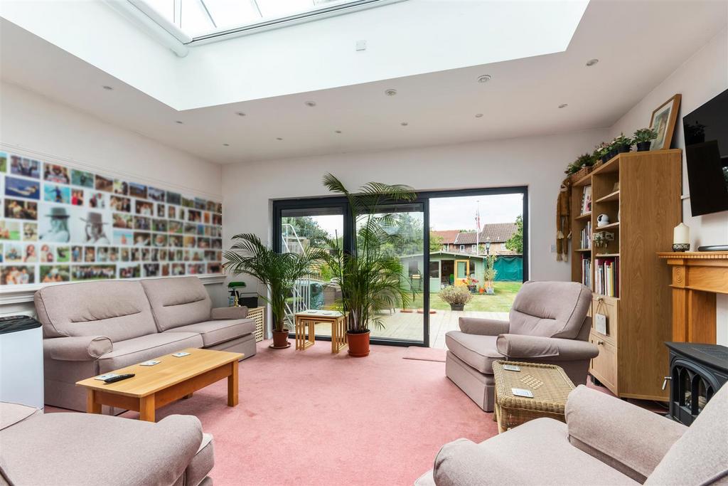 Arras Avenue