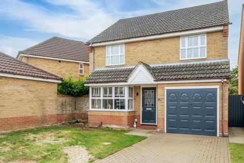 3 bedroom detached house for sale, Mountbatten Drive, Dereham