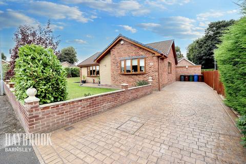 3 bedroom detached bungalow for sale, Lugano Grove, Darfield