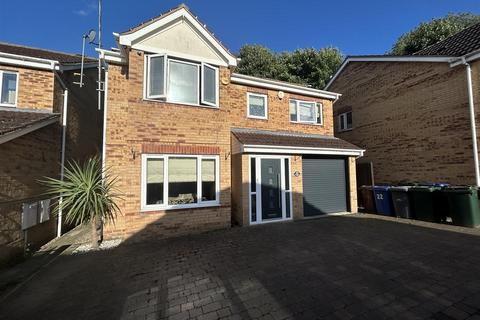 4 bedroom detached house for sale, Ravenna Close, Barnsley