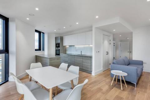 3 bedroom property for sale, Kingsland High Street, London E8