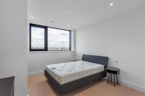 3 bedroom property for sale, Kingsland High Street, London E8