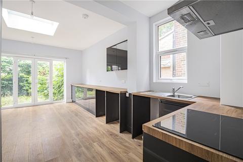 4 bedroom semi-detached house for sale, Cricklade Avenue, Streatham, SW2