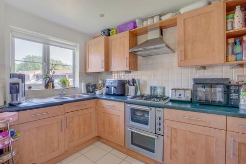 2 bedroom flat for sale, Juniper Lane, Flackwell Heath, HP10