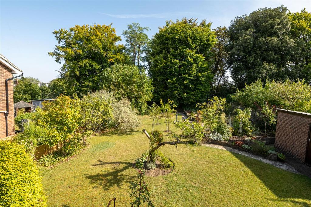 31 Benslow Rise, Hitchin-26.jpg