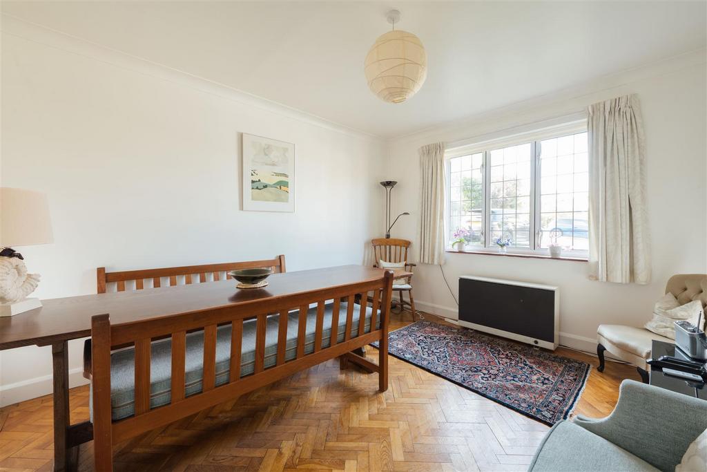 31 Benslow Rise, Hitchin-06.jpg