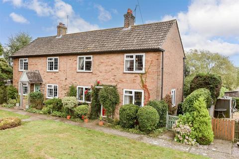 21 Heathside, Appledore, Ashford, TN26 2AT