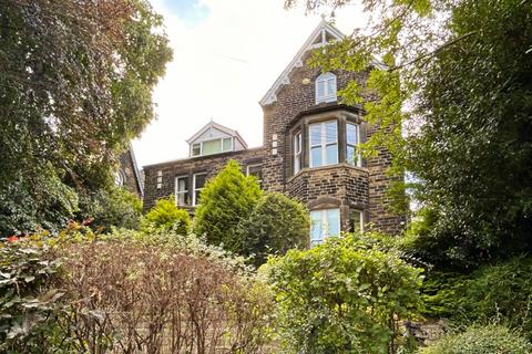 2 bedroom flat to rent, Hollin Lane, Weetwood, Leeds, LS16