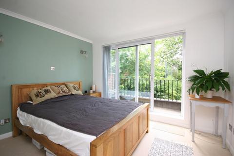 2 bedroom penthouse for sale, Park Hill Road, Bromley, BR2 0XG