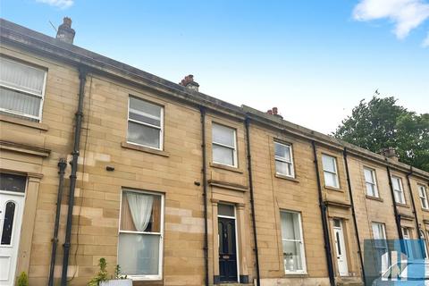 1 bedroom in a house share to rent, Wentworth Street, Huddersfield, HD1