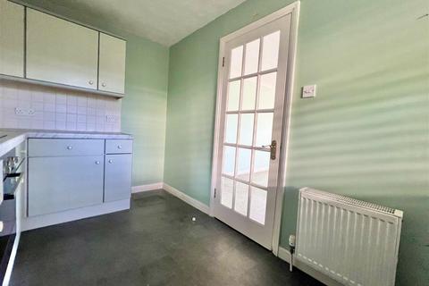 2 bedroom ground floor flat for sale, Rayford Court, Buckhurst Road, Bexhill-On-Sea TN40