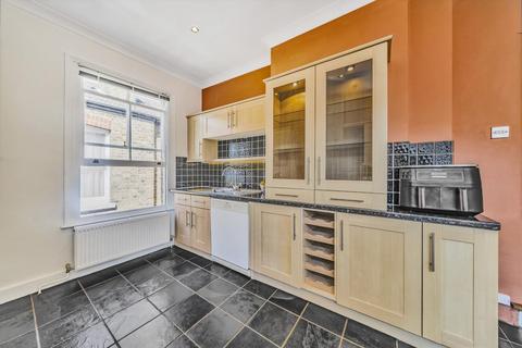 66a Stapleton Road, London, SW17 8AU